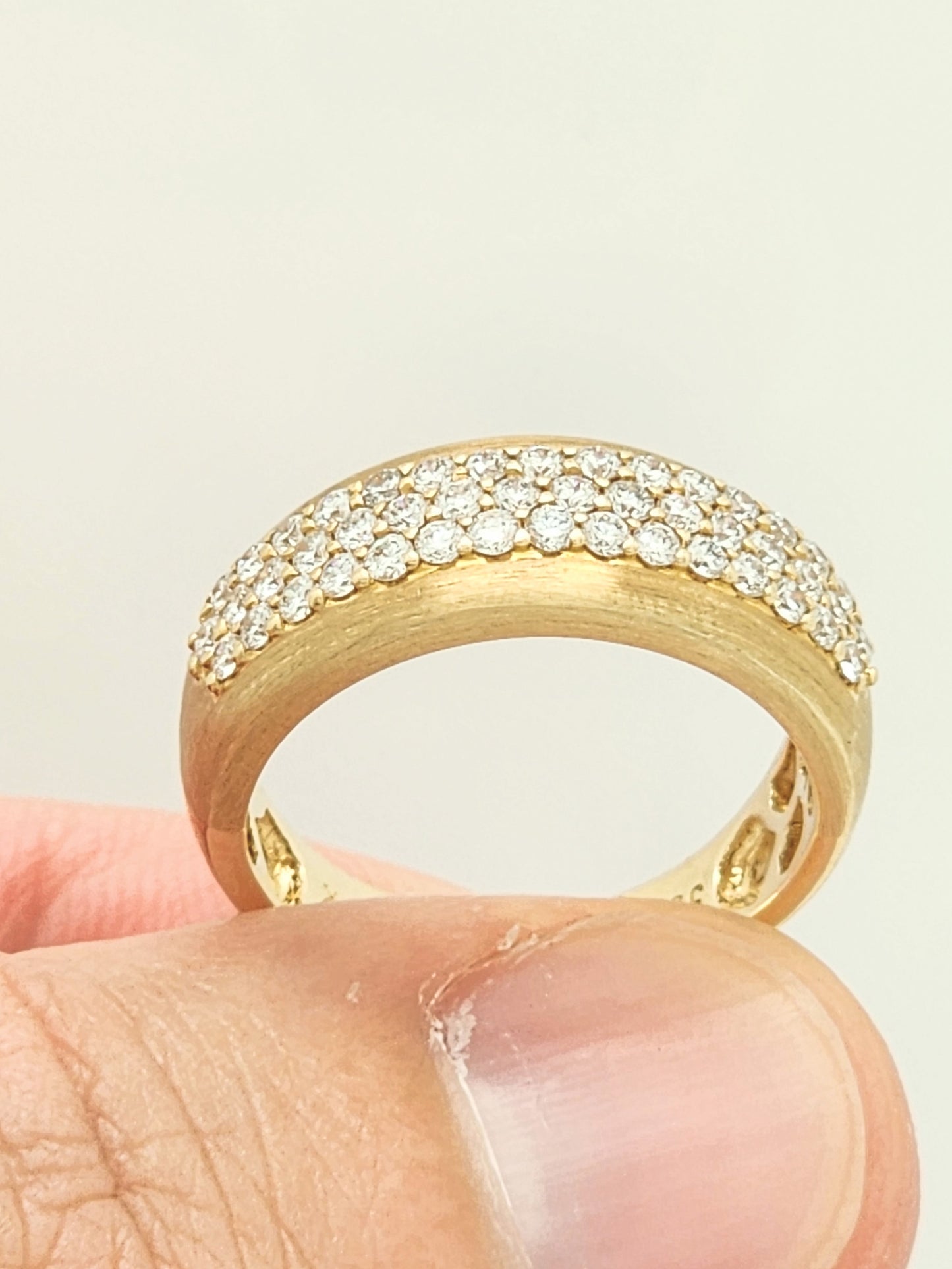 0.75 CARAT 3-ROW DIAMOND MATTE FINISH BAND in 14KYG