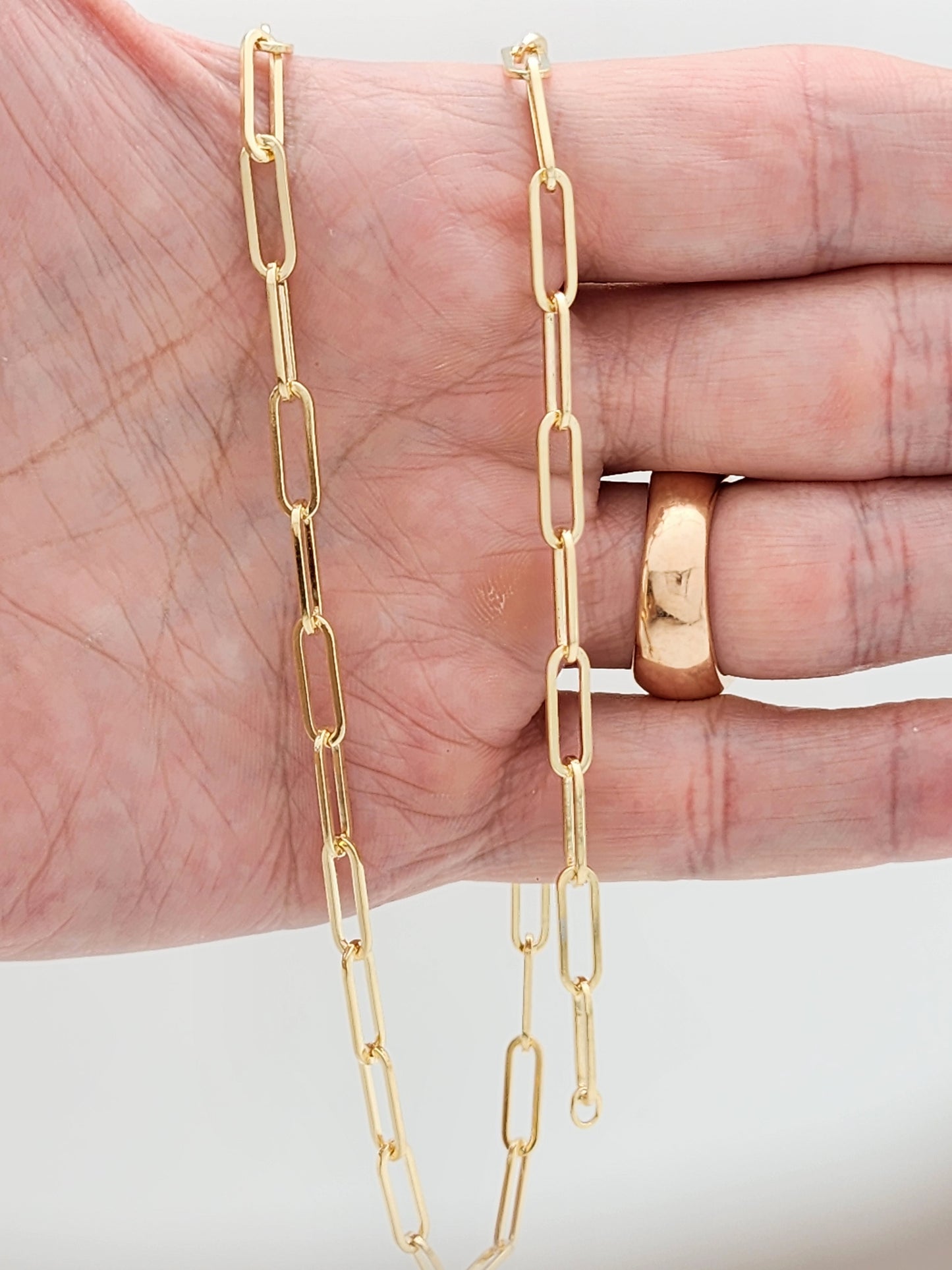 SOLID 18" PAPERCLIP NECKLACE in 14KYG