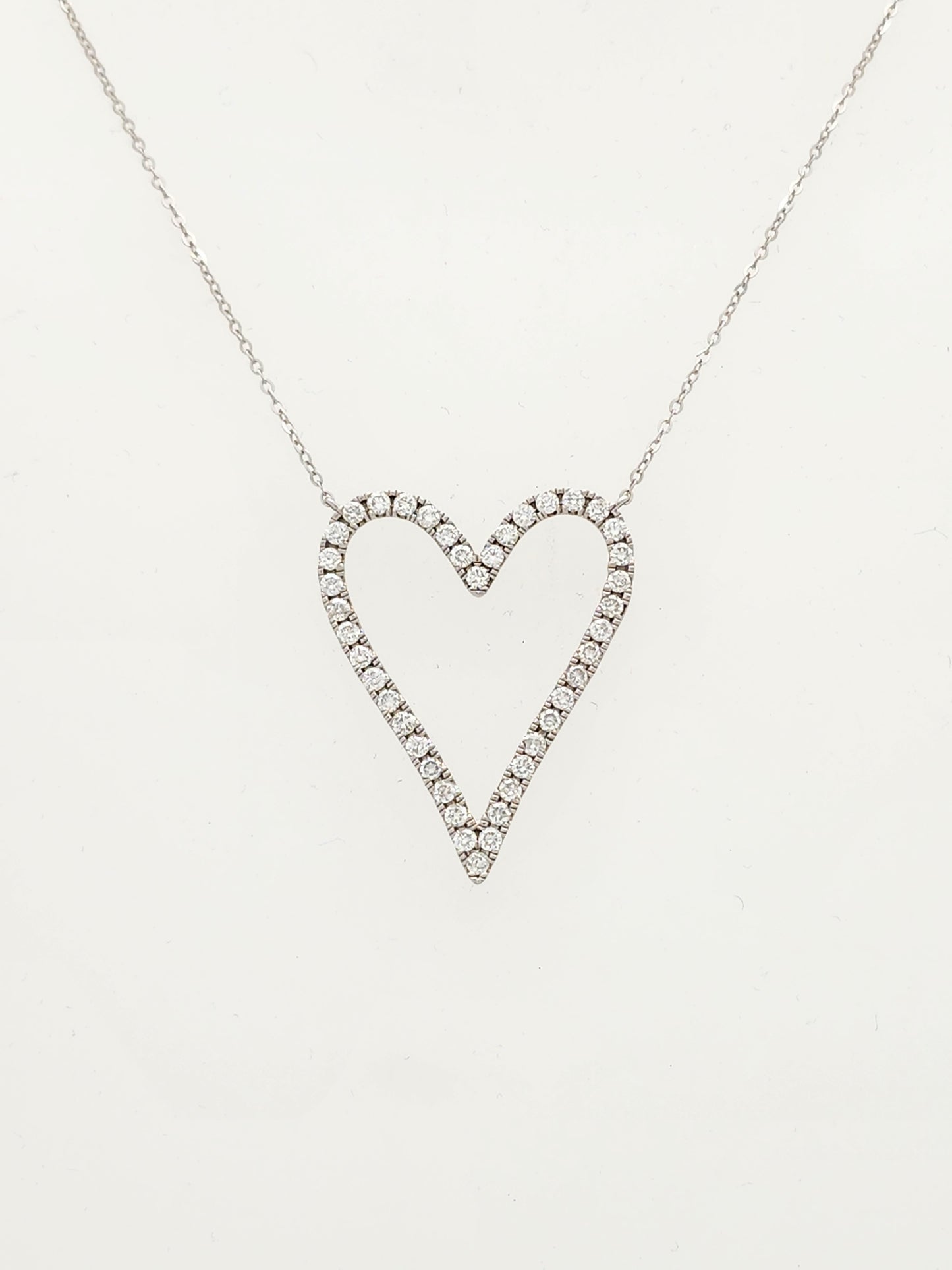 1.13 Carat Diamond Heart Pendant in 14K
