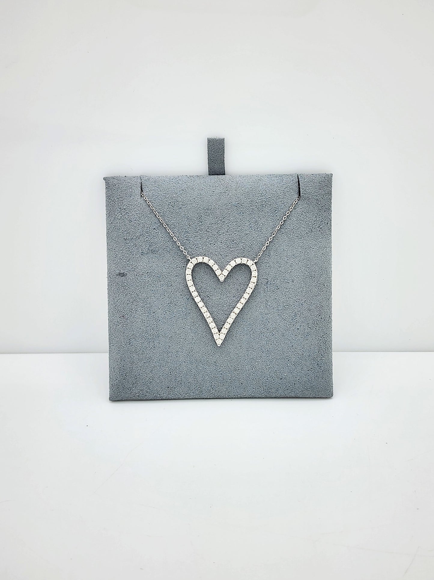 1.13 Carat Diamond Heart Pendant in 14K