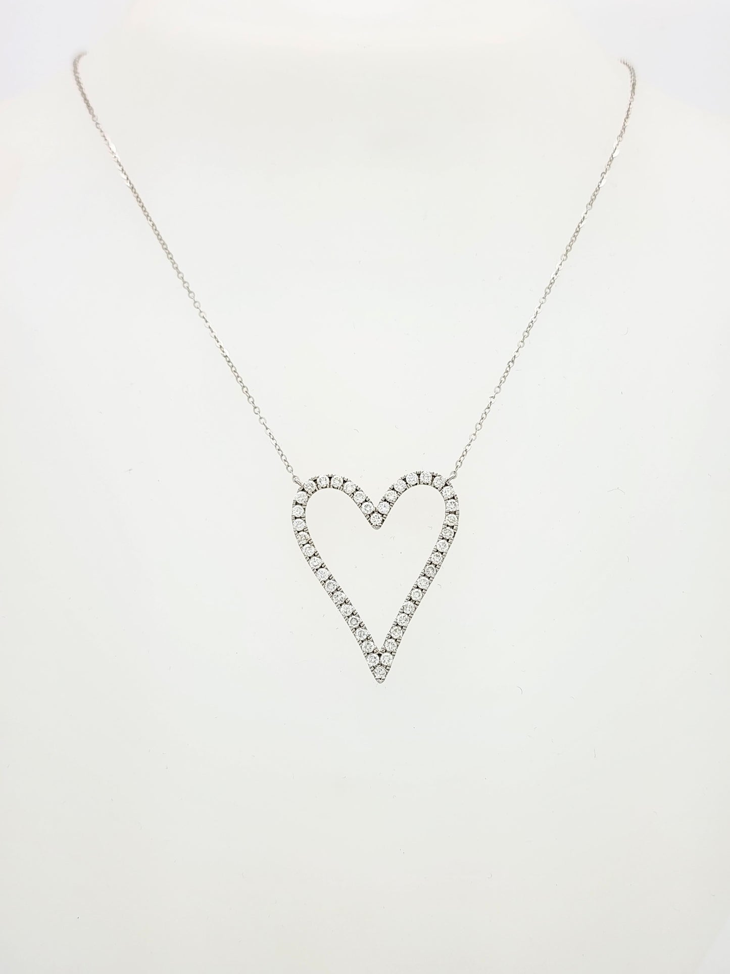 1.13 Carat Diamond Heart Pendant in 14K