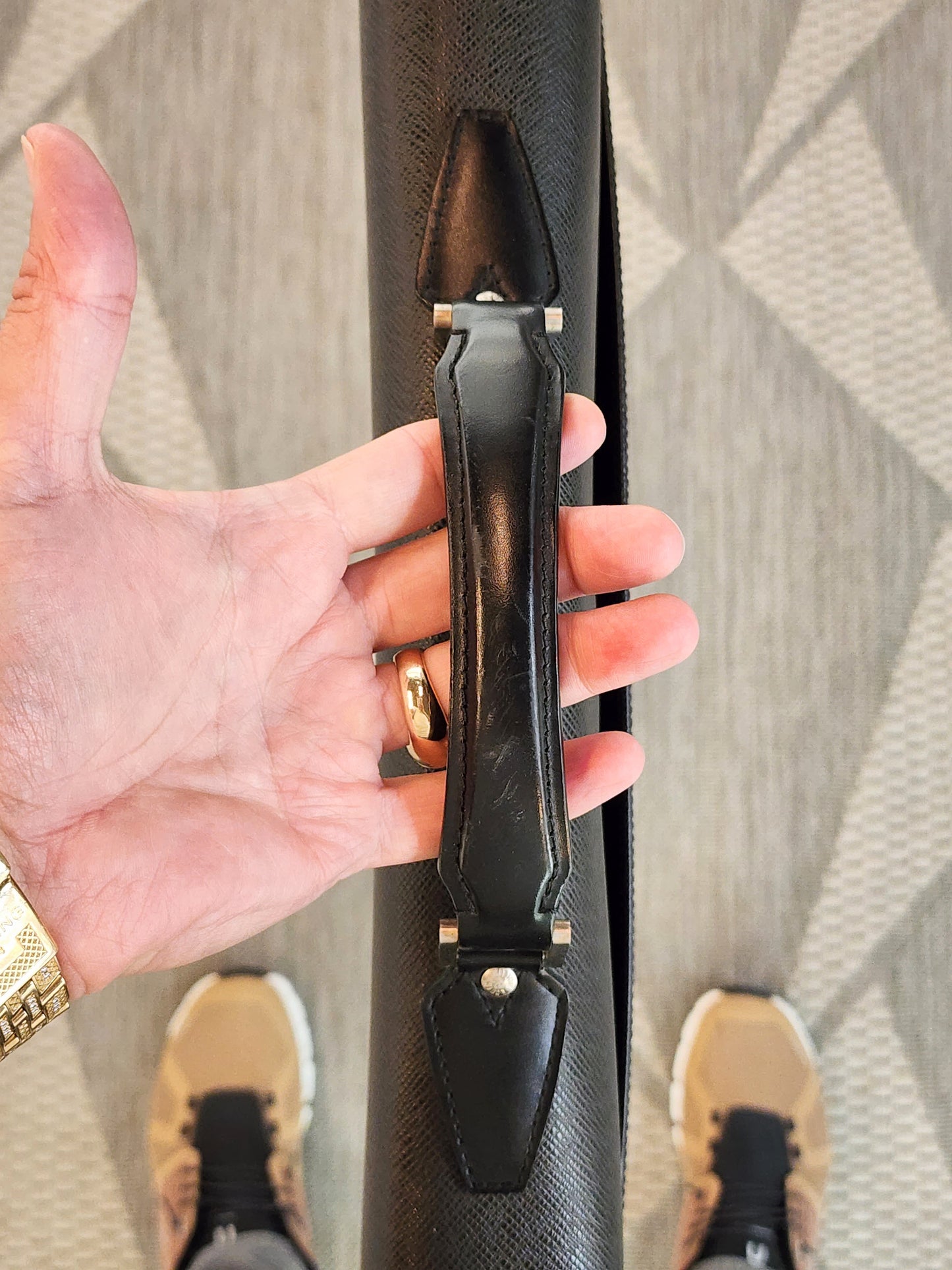 Louis Vuitton Black Taiga Leather Robusto 1 Compartment Briefcase